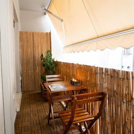 Quiet City Center Apt On A Pedestrian Street Athen Exterior foto